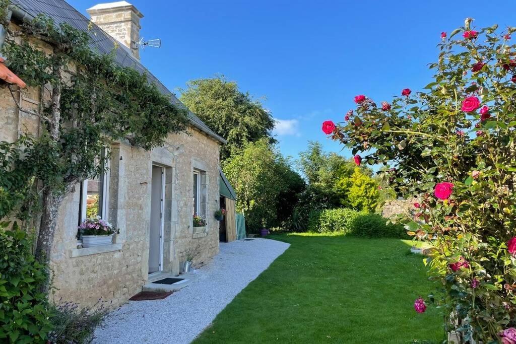 Gite En Cotentin Villa Etienville Esterno foto