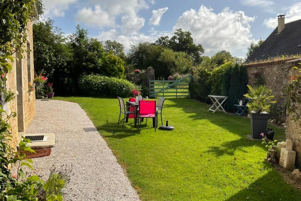 Gite En Cotentin Villa Etienville Esterno foto